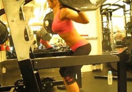 Entrenamiento de las piernas apoyándose en los glúteos. - 5