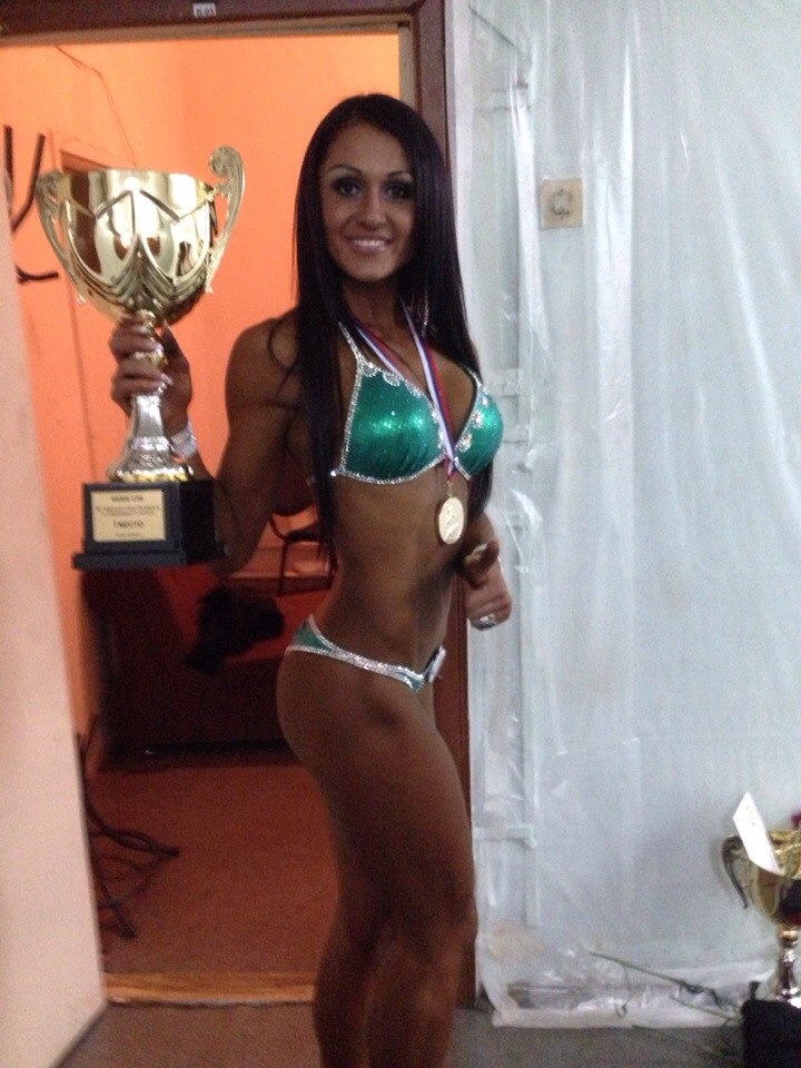 Miembro de nuestro grupo<br>Ganadora del 26º Campeonato Abierto Individual y por Equipos de Culturismo, Fitness y Bodifitness de San Petersburgo y el óblast de Leningrado en la categoría Fitness-Bikini 168+.