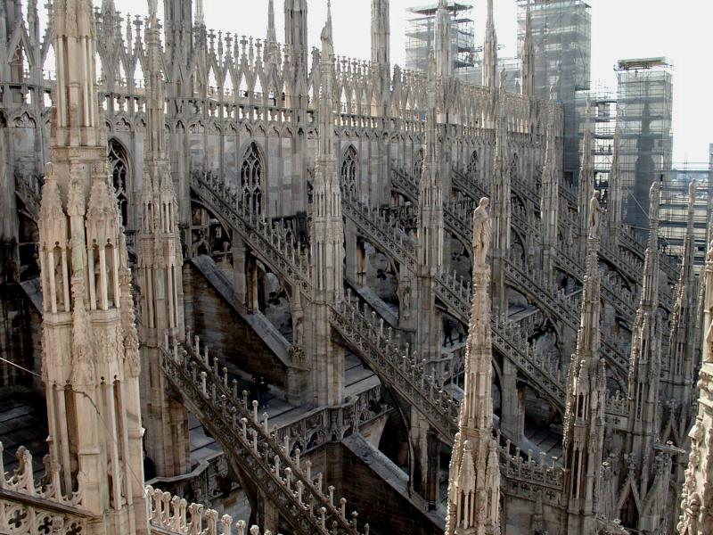 Мила́нский собо́р (итал. Duomo di Milano) — кафедральный собор в Милане, расположен в историческом центре города. - 7