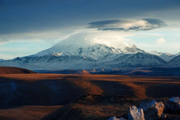Вид на Ельбрус, Кавказ