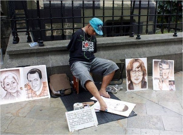 Artistas callejeros de la ciudad de Medellín