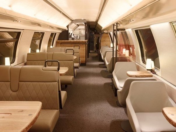 Pierwszy pociąg-kawiarenka Starbucks w Szwajcarii. - 5