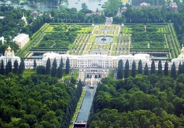 Vista de Petrogof, San Petersburgo
