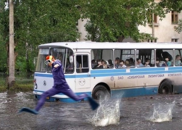 Wyjaśnijcie to zdjęcie. Czasami spotyka się takich zdjęć, które w ogóle nie da się zrozumieć i które trudno pojąć na podstawie zdrowego rozsądu. - 7