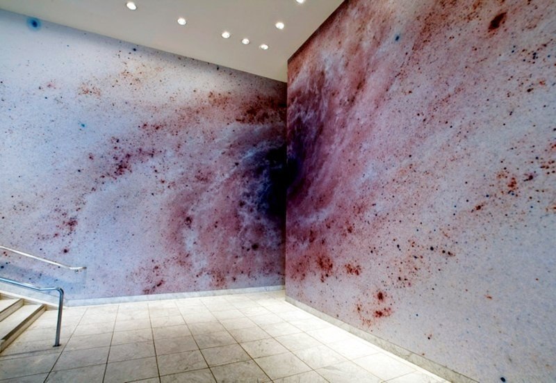 Проект "Negative Space" от дизайнера Mungo Thomson.