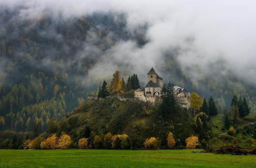 El castillo de Reifenstein, Bolzano-Bosco, Italia.