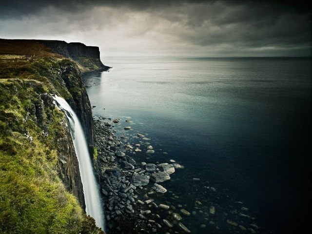 The northwestern coast of Scotland captured by photographer Julian Calverley. - 9