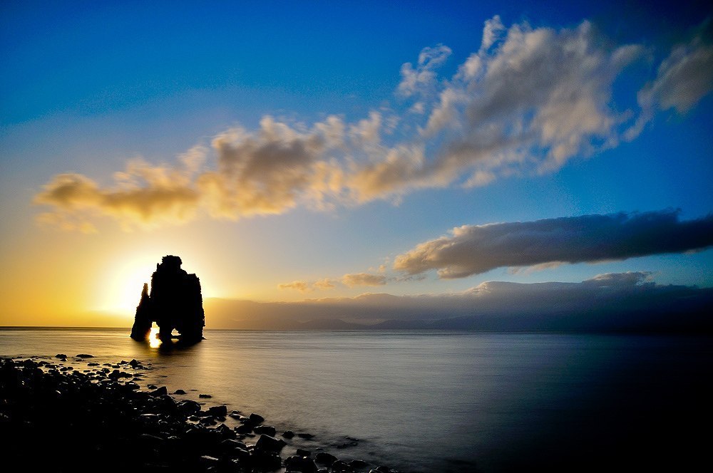 Die mystische Felsformation Hvitserkur.