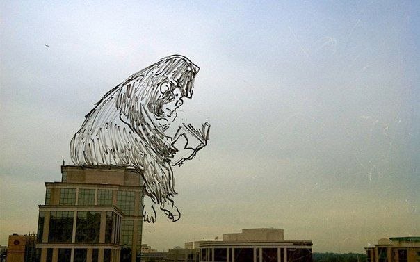 Garrett Miller und seine Zeichnungen an den Fenstern. - 5