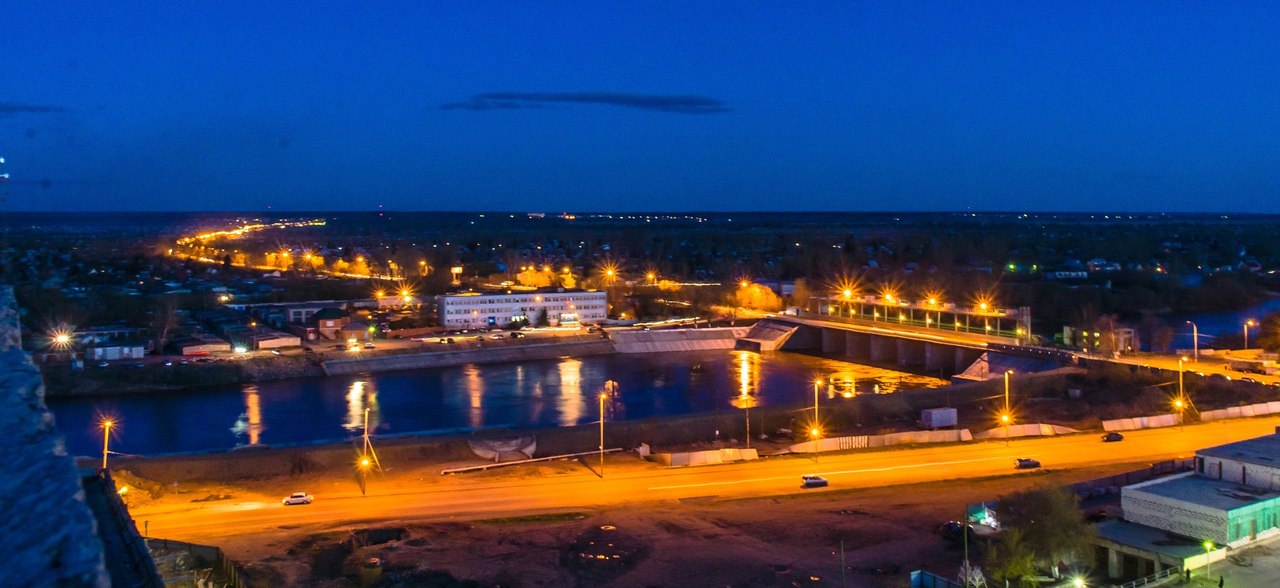 Nachtlicher Hügel. - 1