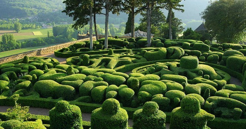 Los Jardines de Marquisjac… La principal atracción de la ciudad de Vezac, en la región de Dordoña, es el castillo de Marquisjac y sus jardines. - 3