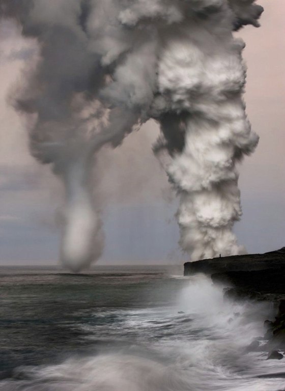 Яростная природа.. Знаменитый французский исследователь подводного мира Жак-Ив Кусто как-то сказал: «Раньше природа устрашала человека, а теперь человек устрашает природу». Но все же, различные бедствия приводят нас в ужас