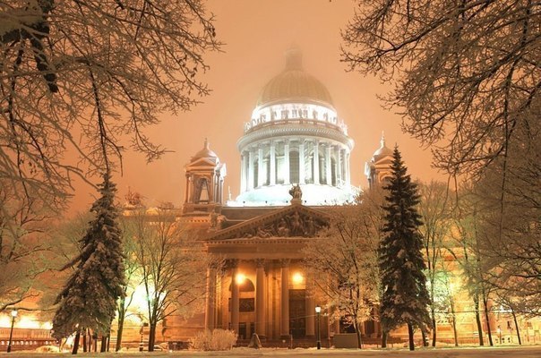 Нічна вулиця Санкт-Петербурга, Росія