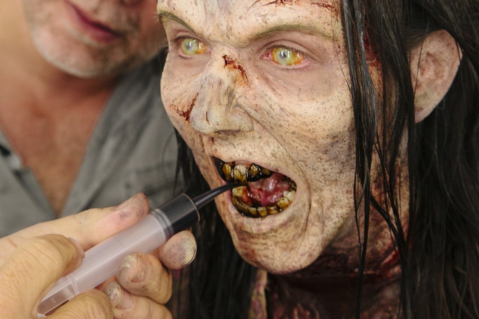 ¿Cómo se crean los zombis en la serie The Walking Dead? - 6