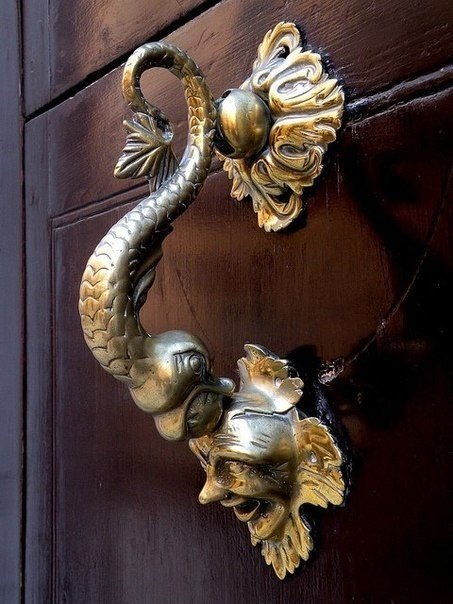 Drzwiowe klamki jako dzieła sztuki. - 6