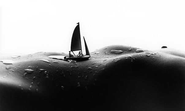 Ню-миниатюра от Аллана Теджера<br>Никакого фотошопа — только небольшие фигурки и оголенные тела