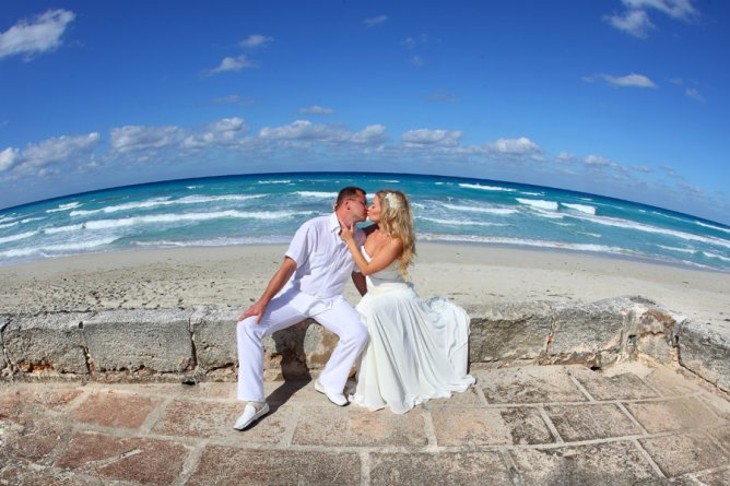 [club36243788|Горящие туры! Прямые вылеты из Санкт-Петербурга.]<br>Египет - 7 ночей, 18 744 руб/чел.<br>Кипр - 11 ночей, 17 700 руб/чел.<br>Таиланд - 7 ночей, 21 600 руб/чел.<br>Турция - 7 ночей, 22 400 руб/чел.<br>Доминикана - 7 ночей, 32 300 руб/чел.<br - 8