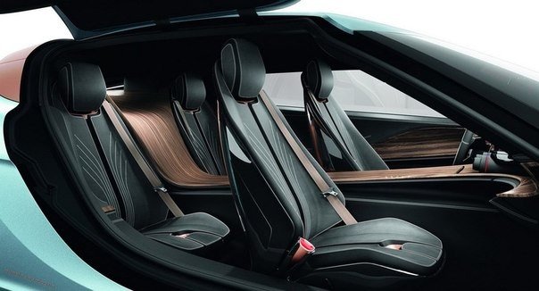 Ноу-хау: Спорткар, движимый солёной водой. Лихтенштейнская компания nanoFLOWCELL готовит настоящую революцию на рынке автомобилей. Её предвестником стал концепт-кар Quant e-Sportlimousine с инновационным силовым агрегатом, который работает на… солёной вод - 6