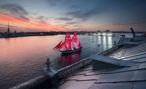Алые Паруса в Санкт-Петербурге, Россия