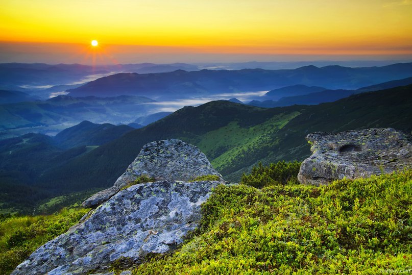 Рассвет в Карпатах