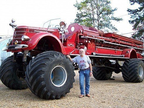 Самый огромный бигфут в мире