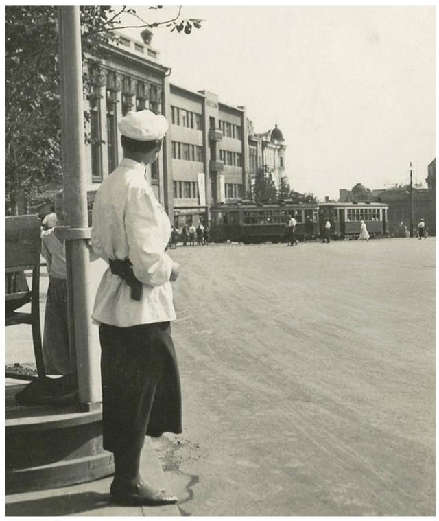 Сегодня 2 интересные фотографии<br>#ukraine #украина #Харьков #Kharkov #Харків #1stolica_history