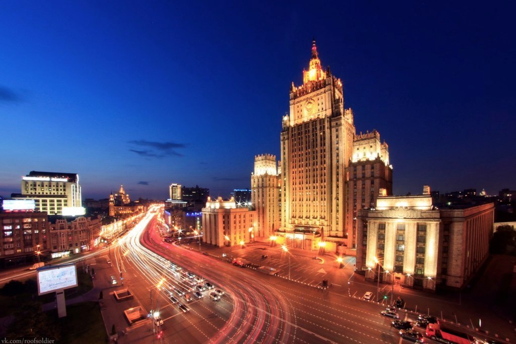 Нічна Москва, Росія