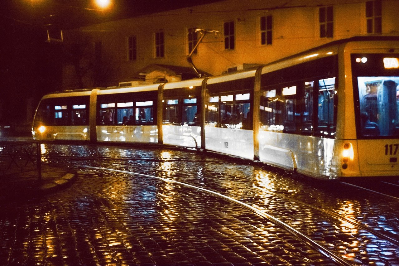 Нічний Львів, Україна - 8