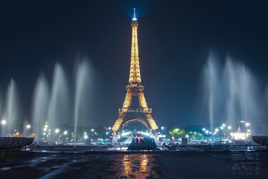 Ночной Париж, Франция