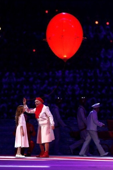 Вспомним самые яркие моменты церемонии открытия XXII Олимпийских зимних игр - 7