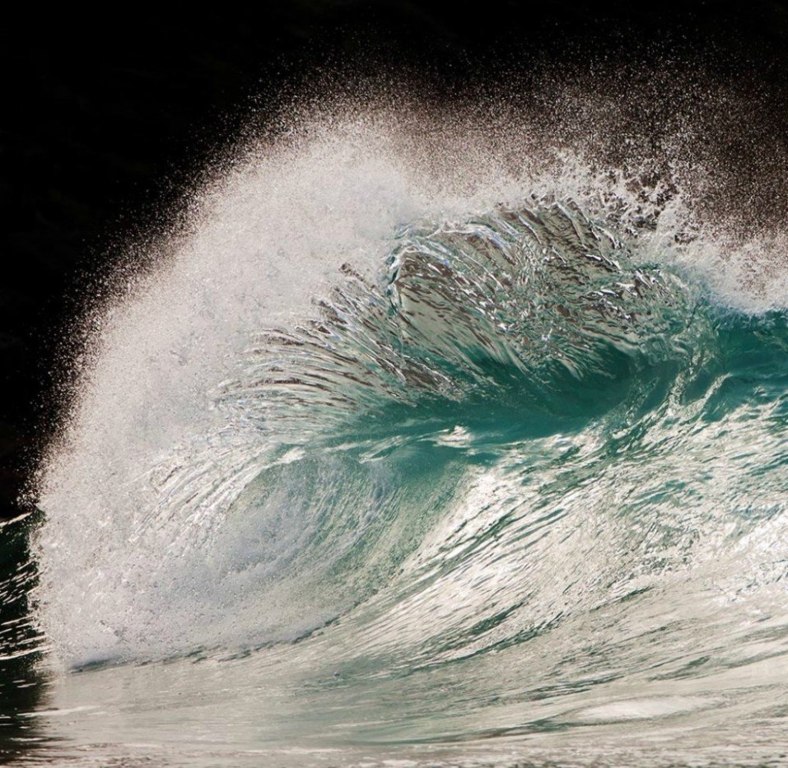Феноменальные фотографии морских волн - 9