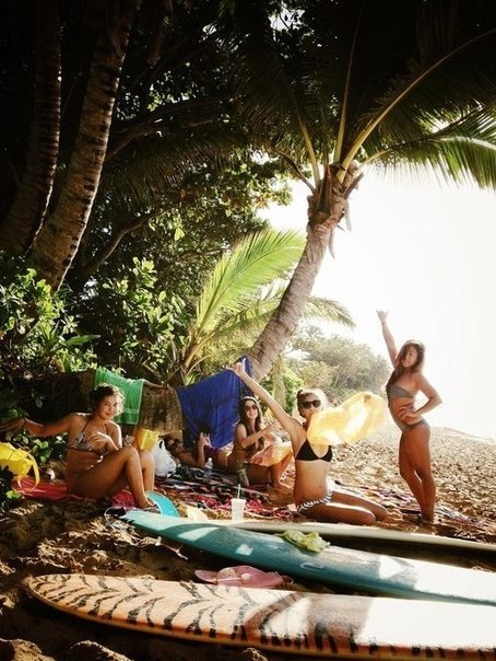 Наш групповой тур на Бали - это новый взгляд на отдых, микс серфинга и приключений. Мы открыли мир серфинга более чем для 700 человек за 3 года работы проекта. . Серфинг лагерь проходит на сказочном острове Бали. За две недели активного отдыха, вы окунете