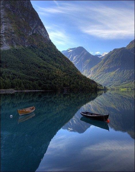 Landscapes of Norway, beckoning for their loneliness - 6