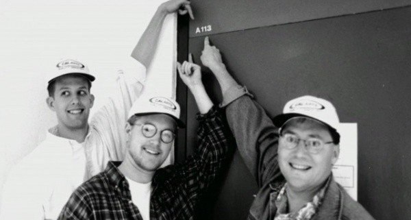 Секретный код аниматоров. Есть одна вещь, которая скрывается в анимационных фильмах от студий Disney, Pixar и других. Вы видели её, даже не осознавая этого: комбинация A113 появляется в мультфильмах в течение многих лет. А113 — это номер аудитории в Калиф - 7