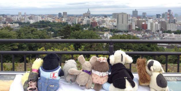 This awkward moment when toys rest better than you. - 7