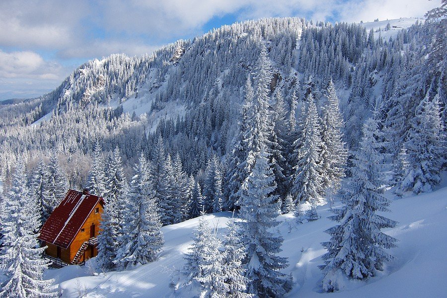 Дом на горе Яхорина, Сербия