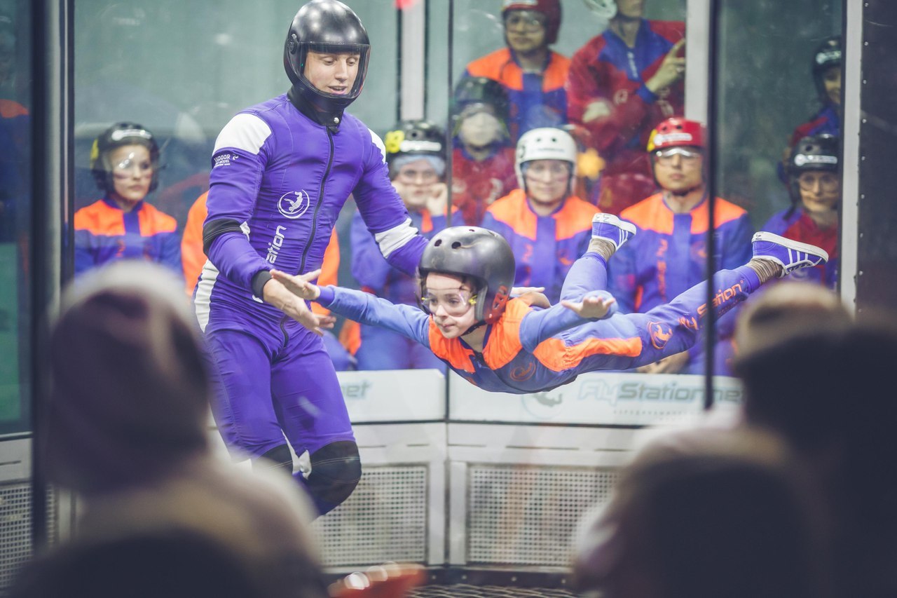 Санкт-Петербург! Аэротруба! 28 июня начало в 22.30!<br>Ночь полётов, экстремальных аэрошоу и DEVILS &amp; ANGELS PARTY<br>--------------------------------------------------------------------------------<br>Ночь полётов - это комплексное мероприятие, развл - 5