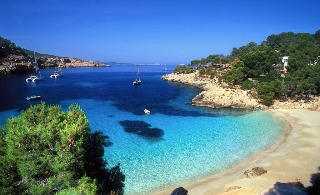 Пляж в Ибице, Балеарские острова, Испания