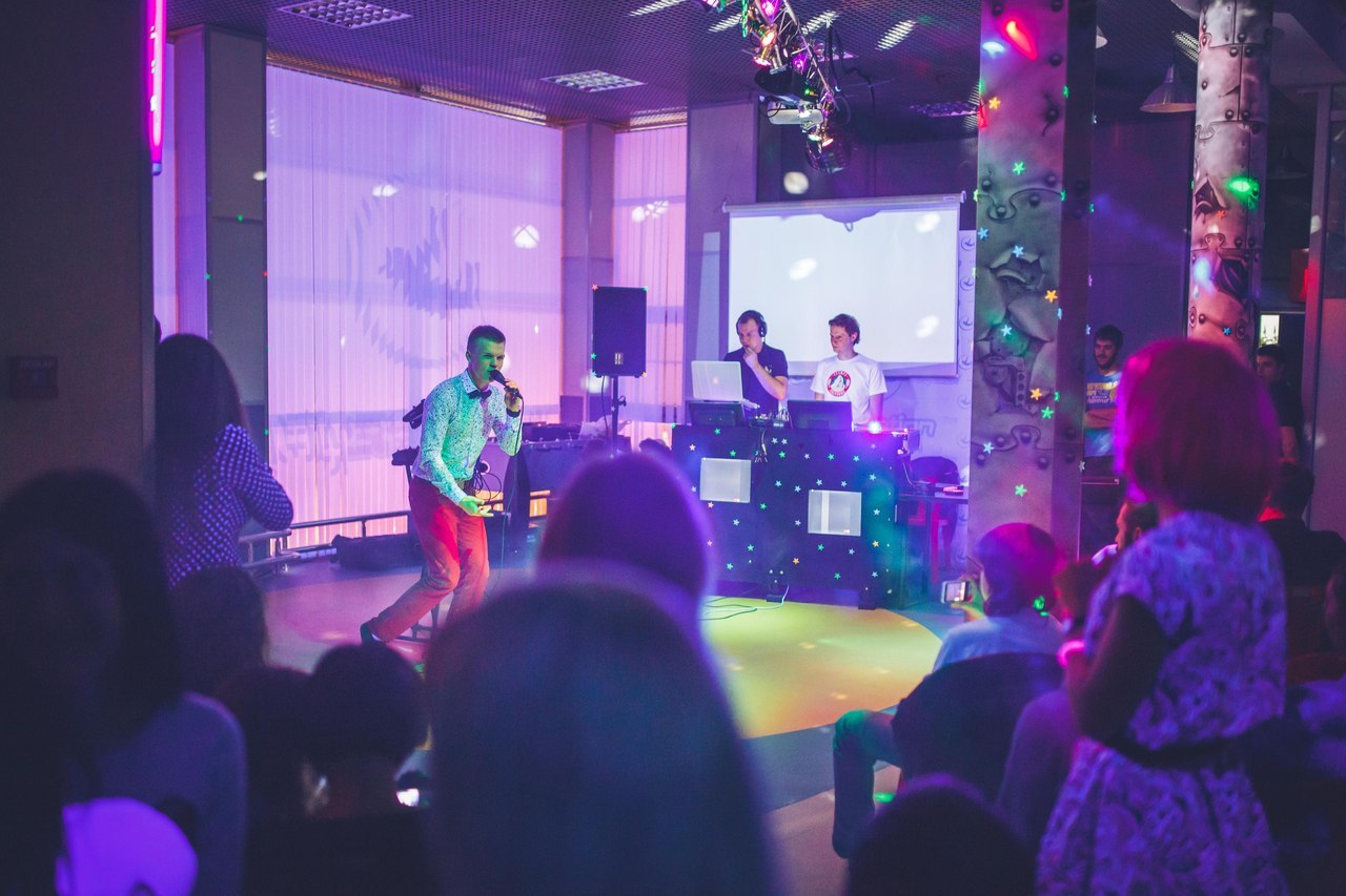 Санкт-Петербург! Аэротруба! 28 июня начало в 22.30!<br>Ночь полётов, экстремальных аэрошоу и DEVILS &amp; ANGELS PARTY<br>--------------------------------------------------------------------------------<br>Ночь полётов - это комплексное мероприятие, развл - 7