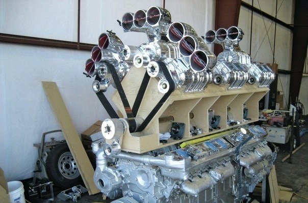 Дизельный V24 мощностью 3400 л.с