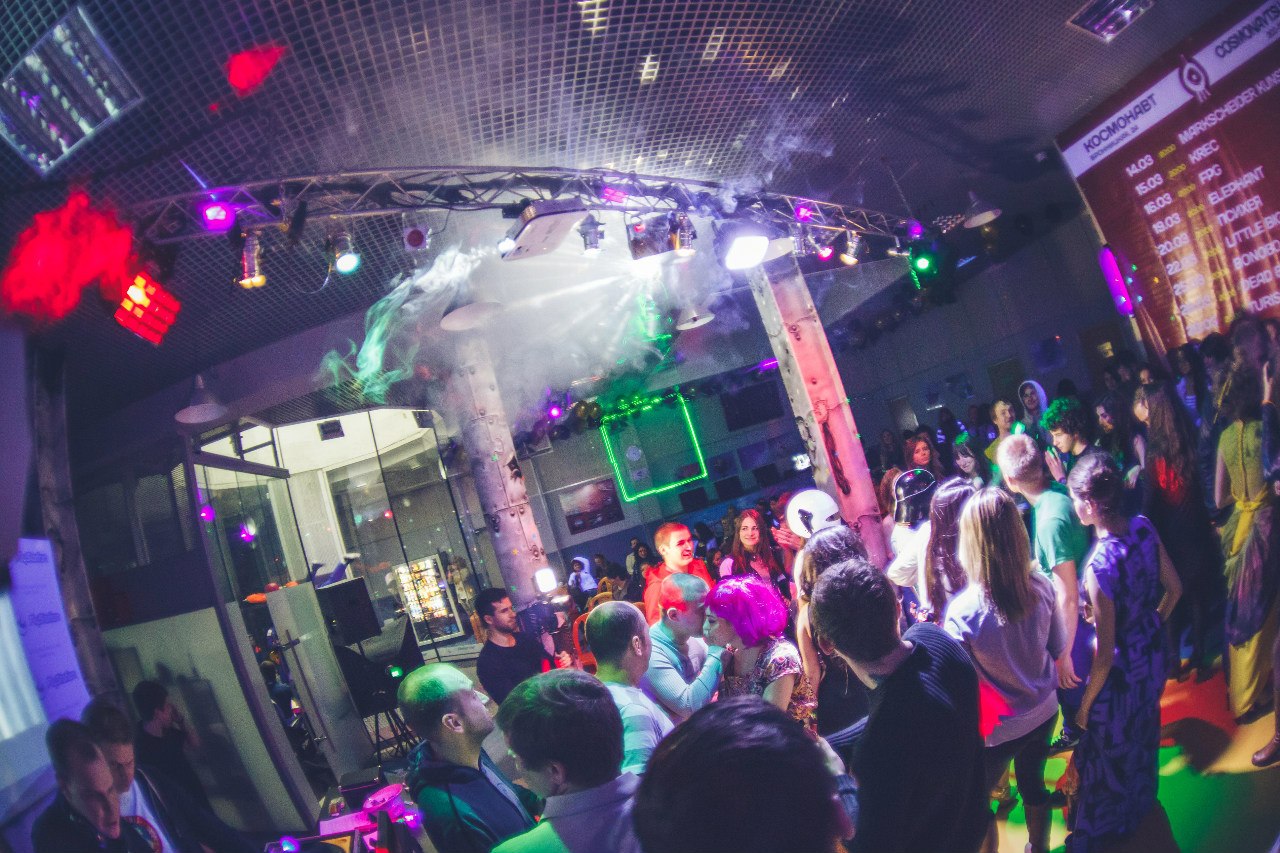 Санкт-Петербург! 26 июля начало в 22.30!<br>Страничка мероприятия: vk.com/club73647611<br>Информация о мероприятии: vk.com/topic-73647611_30267735<br>Любые вопросы по мероприятию: vk.com/volkovlv<br>Купить билеты на мероприятие: flystation.net/about-the-c - 5