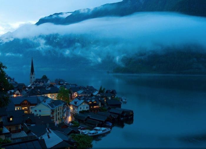 Evening Hallstatt, Austria