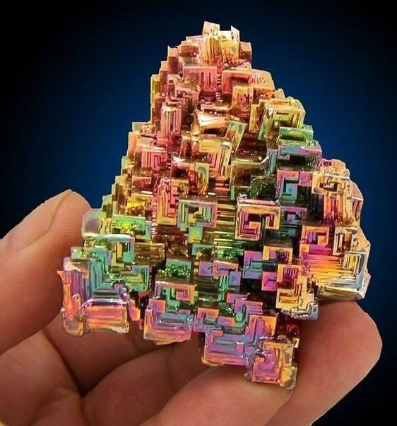 Кристаллы висмута