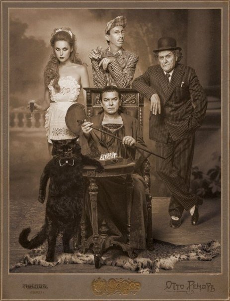 Мастер и Маргарита. Герои культового романа ожили в фотопроекте студии «Ретроателье»