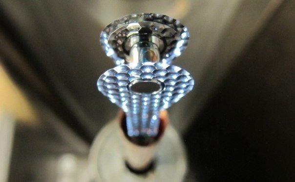 Термоядерный прорыв: Ученые из Ливерморской национальной лаборатории провели термоядерный синтез, в ходе которого выделилось больше энергии, чем было поглощено.. Ученые из Ливерморской национальной лаборатории провели термоядерный синтез, в ходе которого - 1