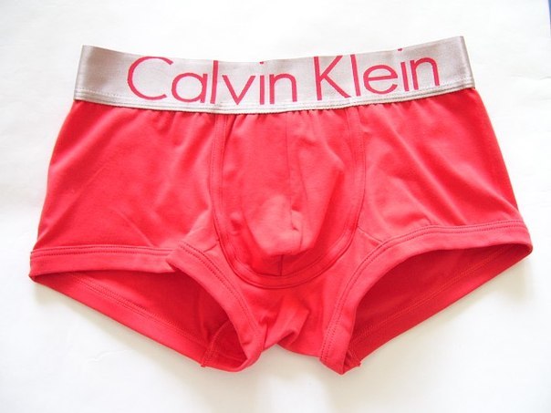 Комплект трусов из 10 штук по супер цене - 2 590 рублей!!!<br>Бельё сбивается в складки под брюками, провисает и не поддерживает при занятиях спортом❔ Забудь о неудобствах❗Укороченные боксеры — самый удобный вид мужского белья. Обеспечь себе ежедневный ко