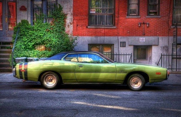 Ретро автомобили на улицах современного Нью-Йорка - 5