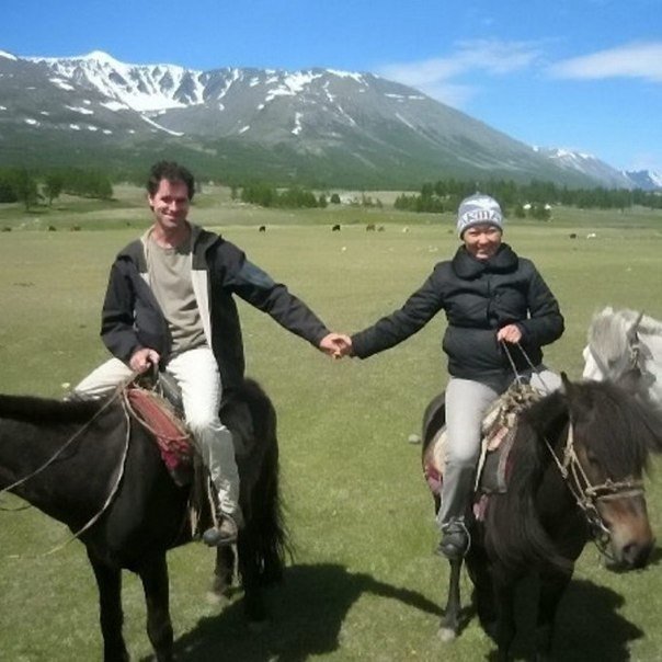 Турист скитался по миру 23 года. 44-летний путешественник, избороздивший весь земной шар и обладающий званием “первый турист, посетивший истерзанный войной Могадишо”, решил, наконец, распаковать свой рюкзак после 23 лет скитаний. Майк Спенсер Боун (Mike S - 6