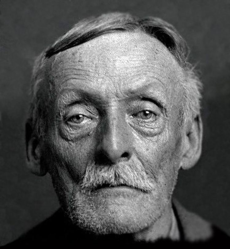 "Бруклинский вампир" — самый страшный убийца в истории США. . Его звали Альберт Фиш (Albert Fish). <br>В качестве жертв он выбирал только детей, которых убивал и съедал. Извращения этого человека были настолько ужасными, что никто никогда не сомневался в - 1