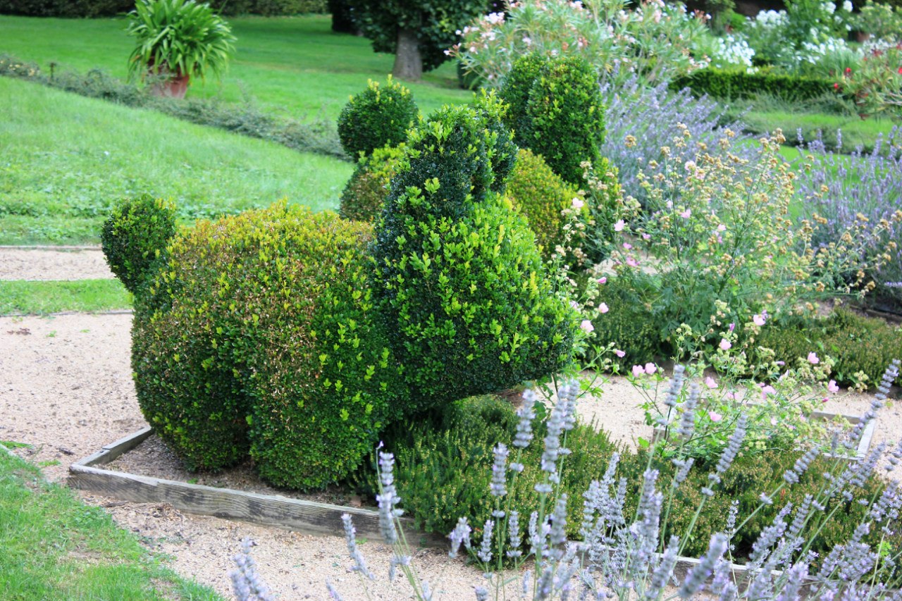 Шато де Корматен, Бургундия, Франция